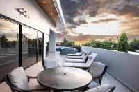 Casa Rio Mar Luxury Villas: The Ultimate Double Escape! 2 Luxury Villas 14 BR/BA