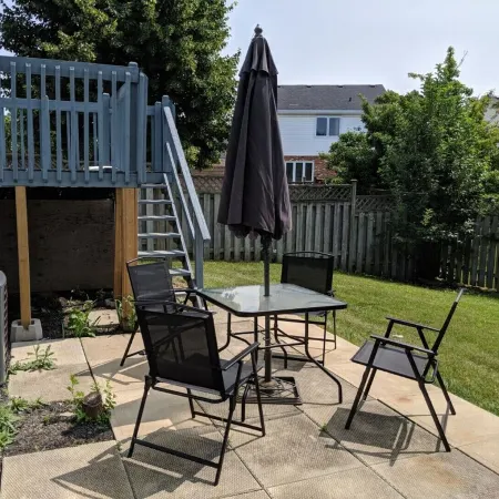 Doctor's Lounge - An Executive Home in Niagara