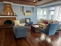 Cozy Apartment, Wood/fireplace, close to City