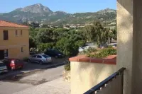 Studio 22M2 CALVI lot les collines N°42 .1er étage ou RC. Vacation vouchers ok