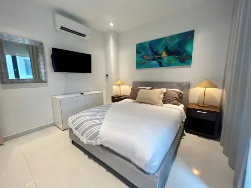 Waykiri Unit A-09 Luxurious New Apartment, Noord