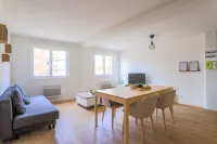 Apartment with Private Parking