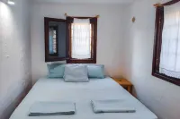 Skidia Apartment 2 with 30m² (2 beds + 1 additional beds possible)