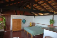 October Special- Discount of 300.00 on Bookings for 06 People Hotels in 