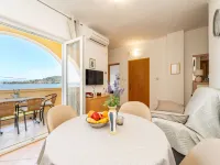 Apartment by the Sea and with Beautiful View, 2 Bedrooms, 4 Persons Hotels in Kali