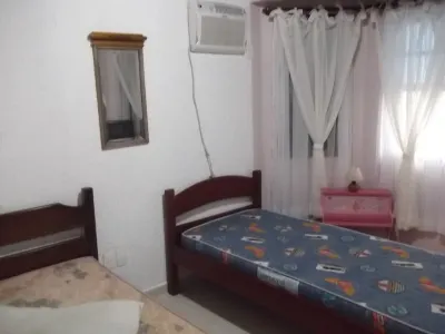 North coast, quick access to the most beautiful beaches. Boraceia, Juréia, ... Hotel in zona Foz do Rio Guaratuba