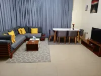 Hidden Gem 2BR with pool access