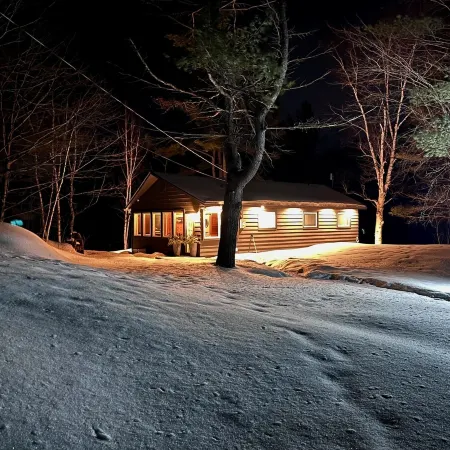 Private & Modern Muskoka Lakefront Cabin