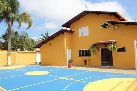 Country house with swimming pool in Poços de Caldas.