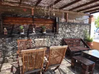Despoina Hotel فنادق في Edipsos