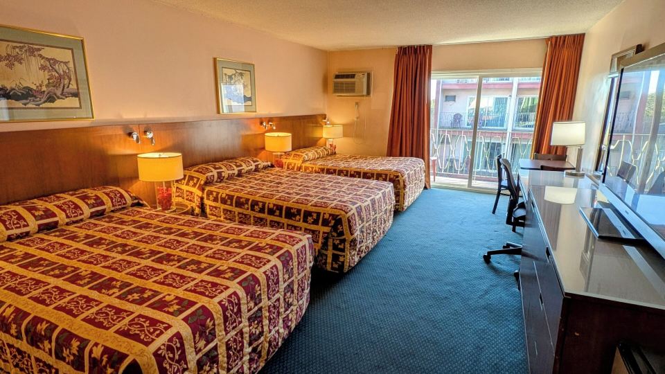 Royal Century Hotel at LAX