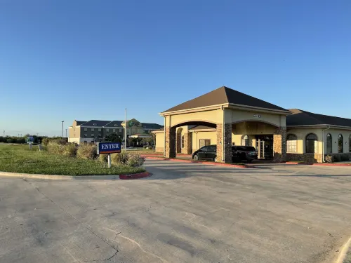 Sunbridge Inn & Suite Extended Stay Hotels in Jourdanton