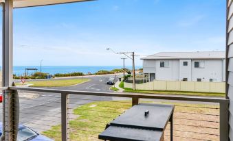 Bayside - Aldinga Beach - C21 SouthCoast Holidays