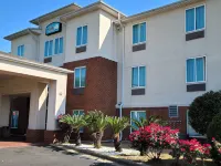 Home Inn & Suites - 2 Sao