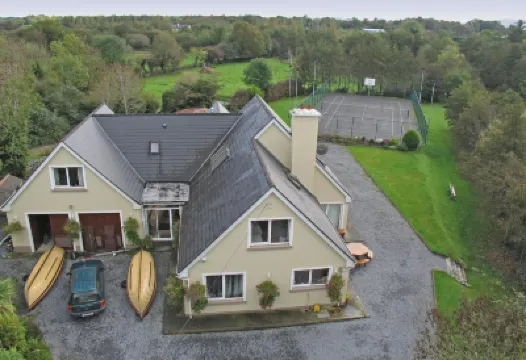 Camillaun Lodge with Lough Corrib Boat Hire Hotels in 