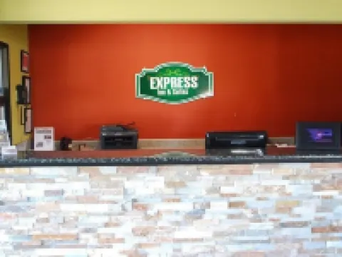 Express Inn & Suites Hotels in Trion
