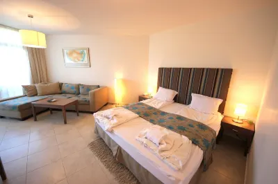 Menada Sozopol Apartments Hotels near Лунапарк