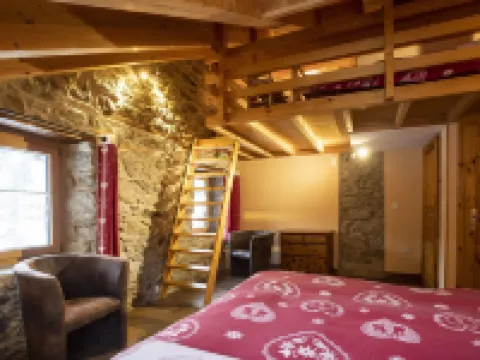 Aiguille de La Tza Hotels in Evolene