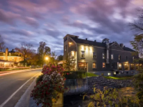 Auberge Sutton Brouerie Hotels in Sutton