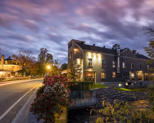 Auberge Sutton Brouerie Hôtels à : Sutton