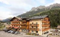 Wellness Hotel Dolomia Hotel a Soraga