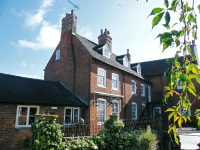 The Greyhound Coaching Inn Hotels in Lutterworth