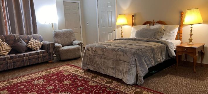 Oswego Inn Hotels in Oswego County