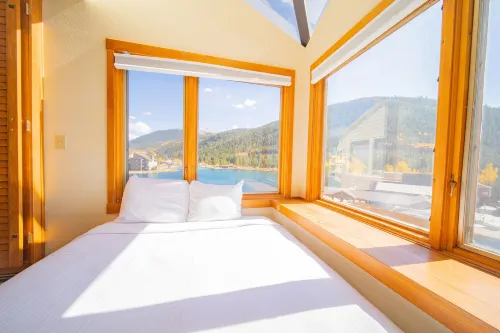 Lakeside 1495 by SummitCove Vacation Lodging Các khách sạn ở Keystone