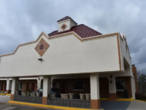 Dahlonega Mountain Inn Hotels in Lumpkin County