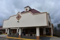 Dahlonega Mountain Inn Hotels in Dahlonega