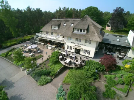 Landgoed de Uitkijk Hellendoorn Отели рядом с достопримечательностью «C1000 Museum»