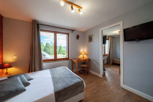 Auberge des Montauds - Hôtel & Restaurant - Bergblick