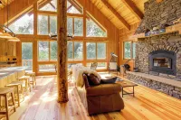 Nordic Style Lodge w/ Deck on 80 Acres in Arlee - 4-Sterne
