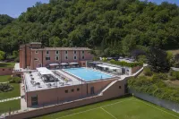 La Reggia Sporting Center Hotel - Rooftop Pools