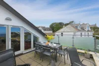 7 Sandy Lane