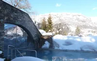 Hotel Cresta - Pools