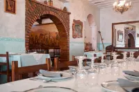 Hosteria Peña Sagra Hotels in Lon