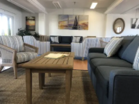 Knapps Narrows Marina & Inn Hotels in Tilghman Island