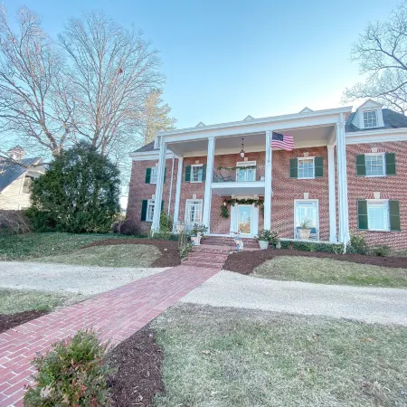 Abigail Inn