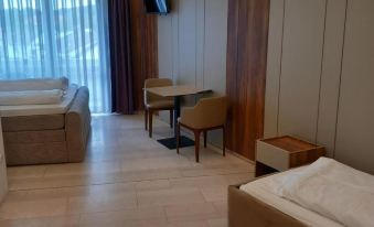 Charming Room in Central Bad Salzuflen with Balcony