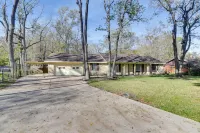 Beaumont Rental Home ~ 2 Mi to Gulf Terrace Park! - Homestays