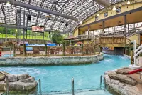 Ski-in Resort Family Condo w/ Deck at Jay Peak! - Family