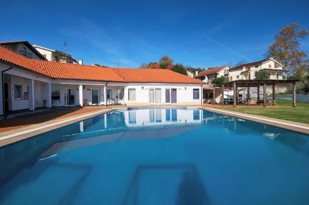 A Casa Branca Отели в г. Санта-Комба-Дан