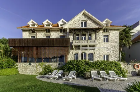 Hotel Solar Palmeiras Отели в г. Paco de Arcos