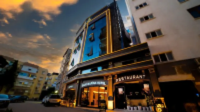 블루 마리나 호텔 앤 스파