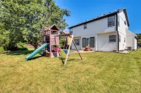 Spacious Olathe Home w/ Fireplace: Near Parks! - 3 stjerner