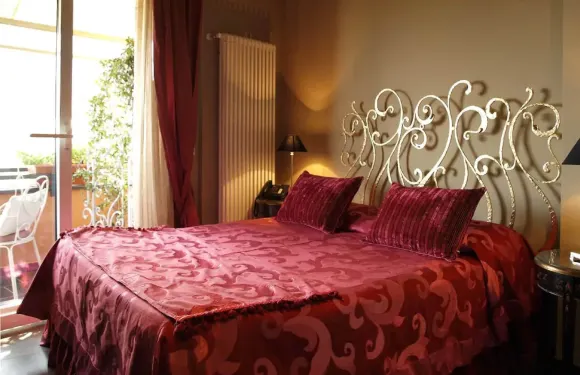 卡杜吉甘特洛坎達酒店