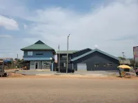 Beautiful Cozy 2 Bed Near Highway - Homestays
