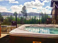 Newly Remodeled Mtn-View Condo in Silverthorne