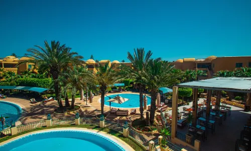 Suites Hôtel les Charmilles & Spa